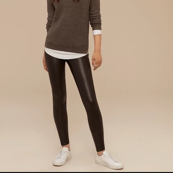 Wilfred | Daria Pant Vegan Leather Pant - Picture 14 of 14